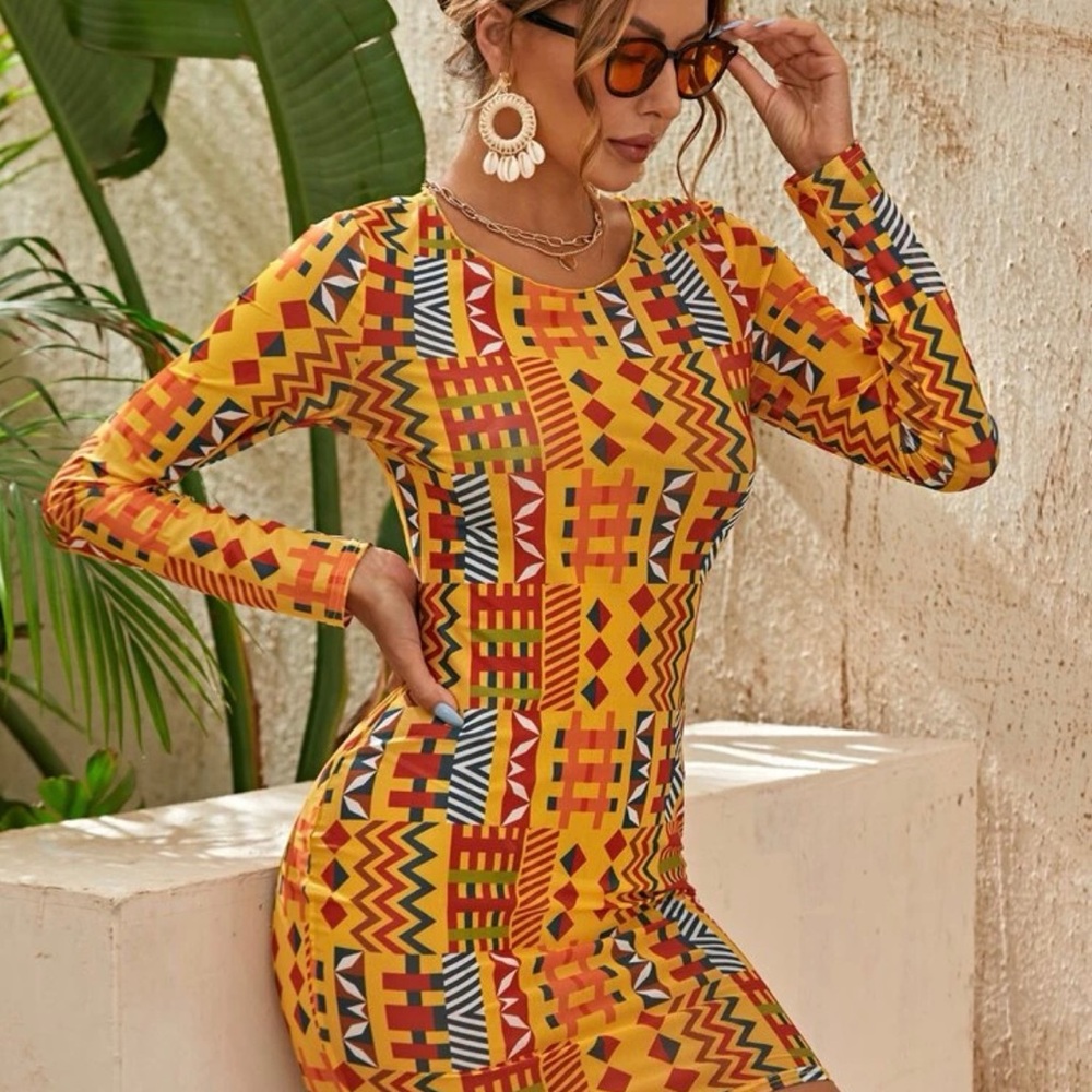 SHEIN GEOMETRIC PRINT LONG SLEEVE COVER UP